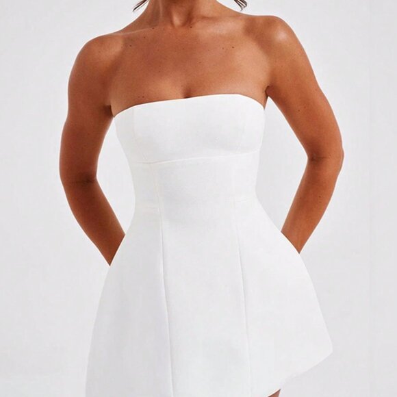 White Sexy Women's Solid Tube Short Dress - Picture 3 of 4